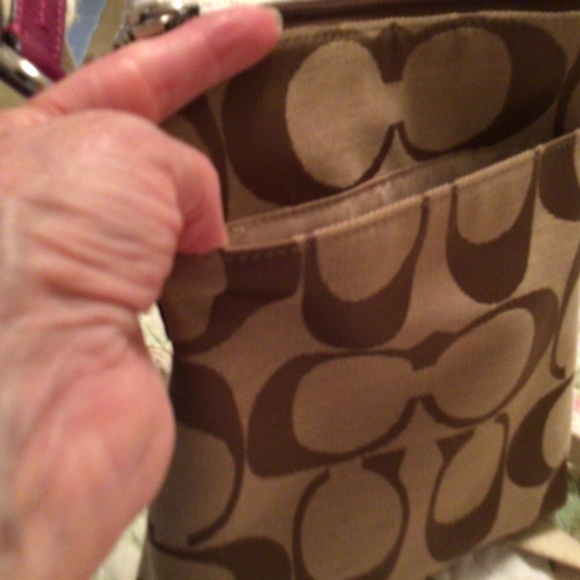Coach purse - Picture 2 of 2